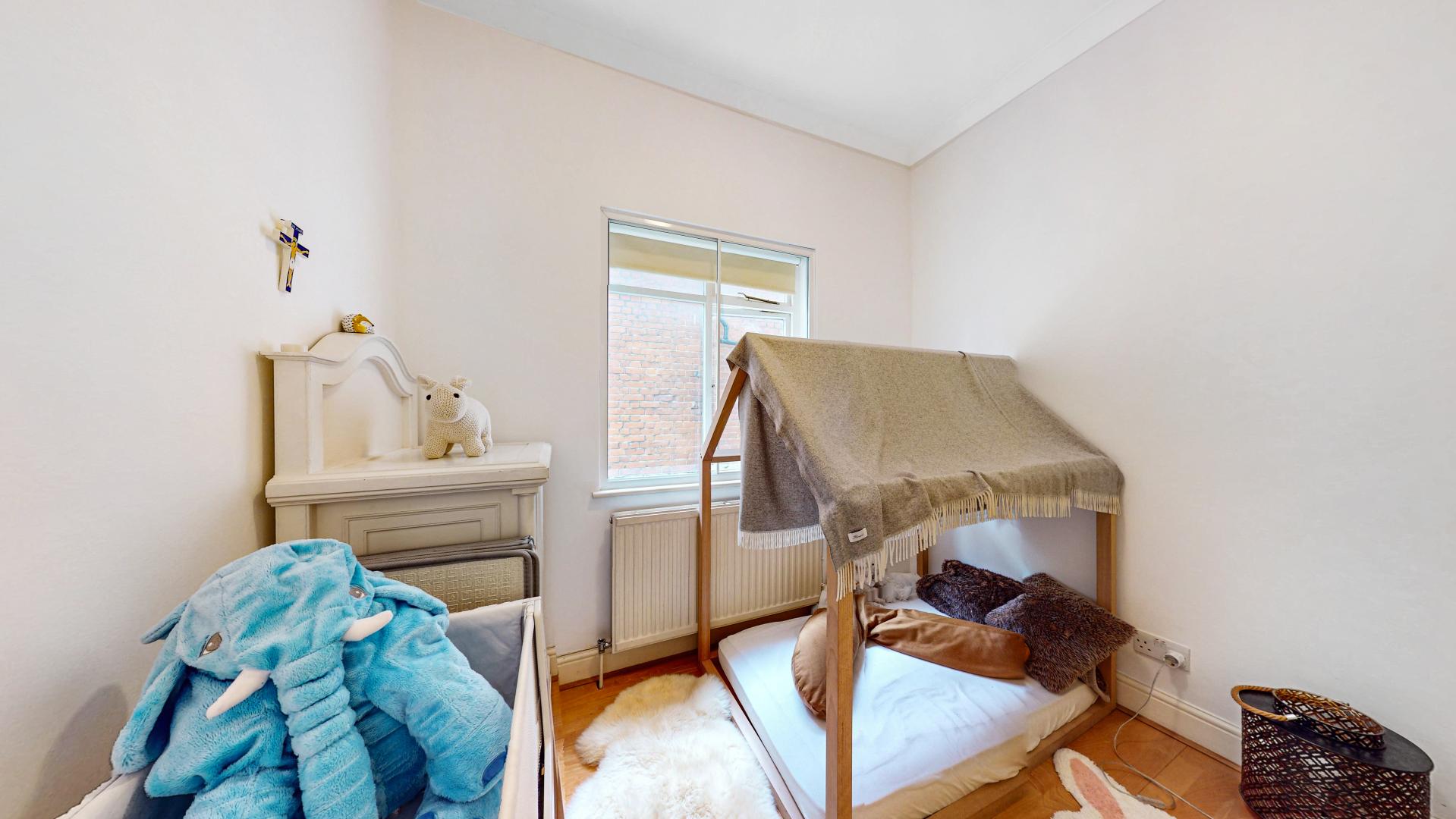 Wonderful Family Home in Hampstead Ferncroft Avenue, Hampstead